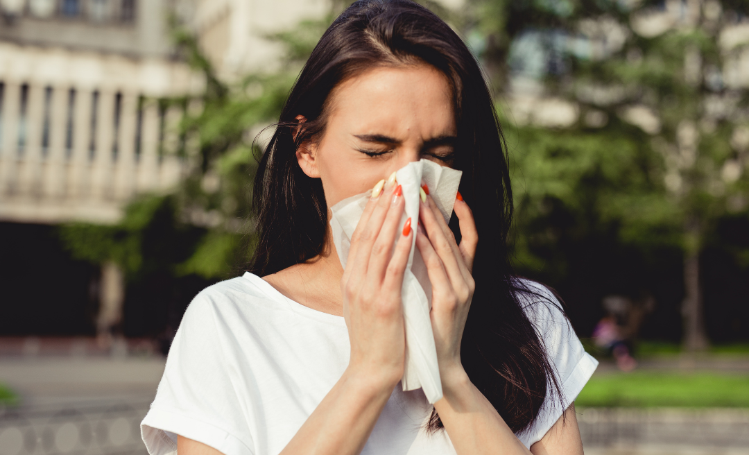 En este momento estás viendo Alergias en verano: cómo disfrutar de la temporada sin molestias